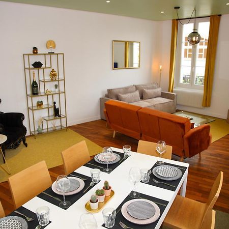 Au Coeur Du Boulingrin Apartman Reims Kültér fotó