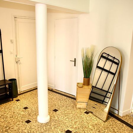 Au Coeur Du Boulingrin Apartman Reims Kültér fotó
