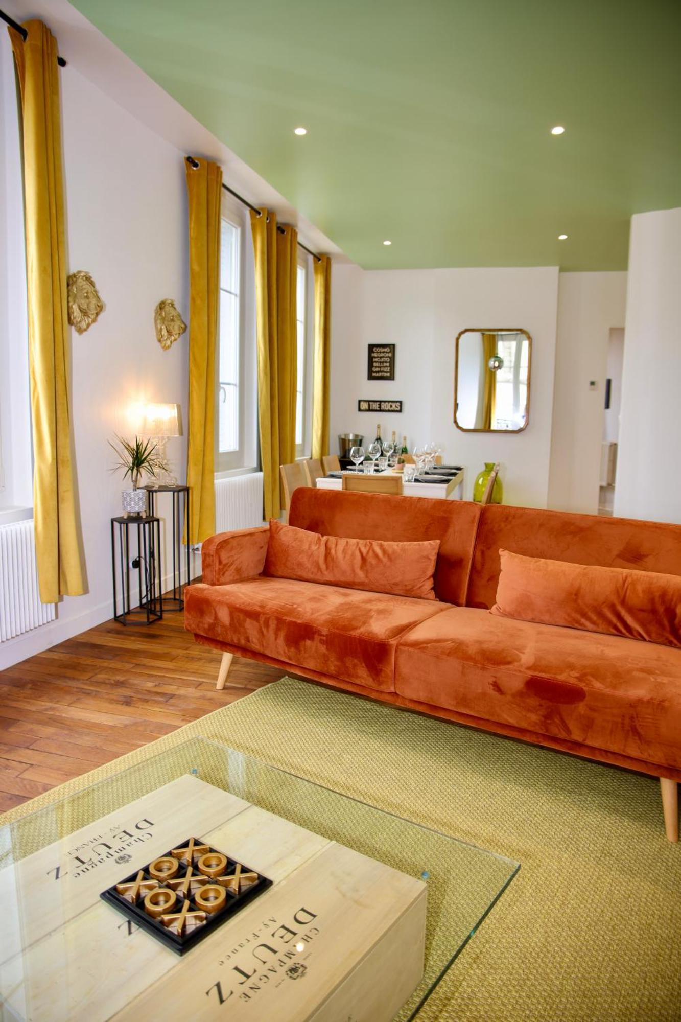 Au Coeur Du Boulingrin Apartman Reims Kültér fotó