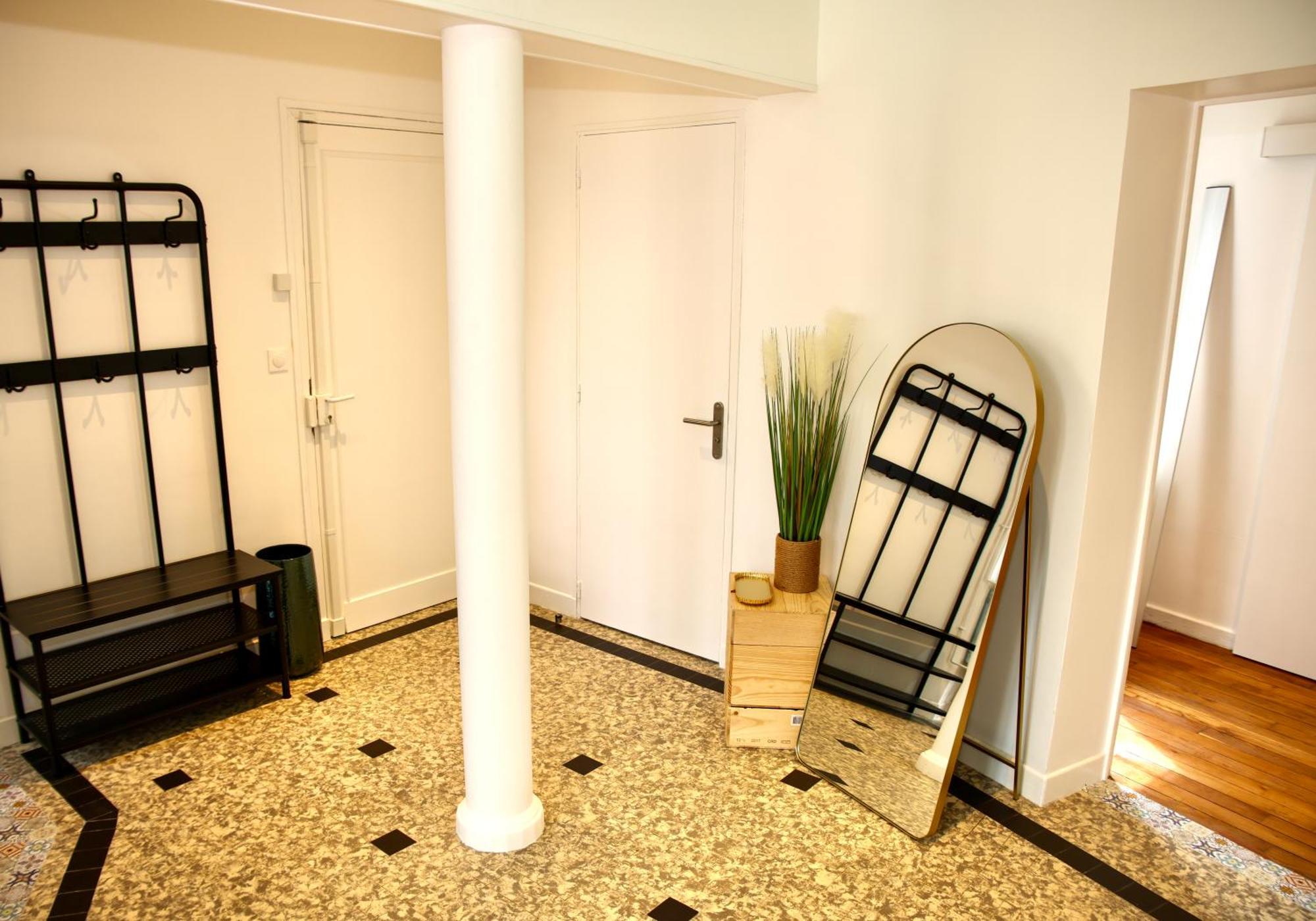 Au Coeur Du Boulingrin Apartman Reims Kültér fotó