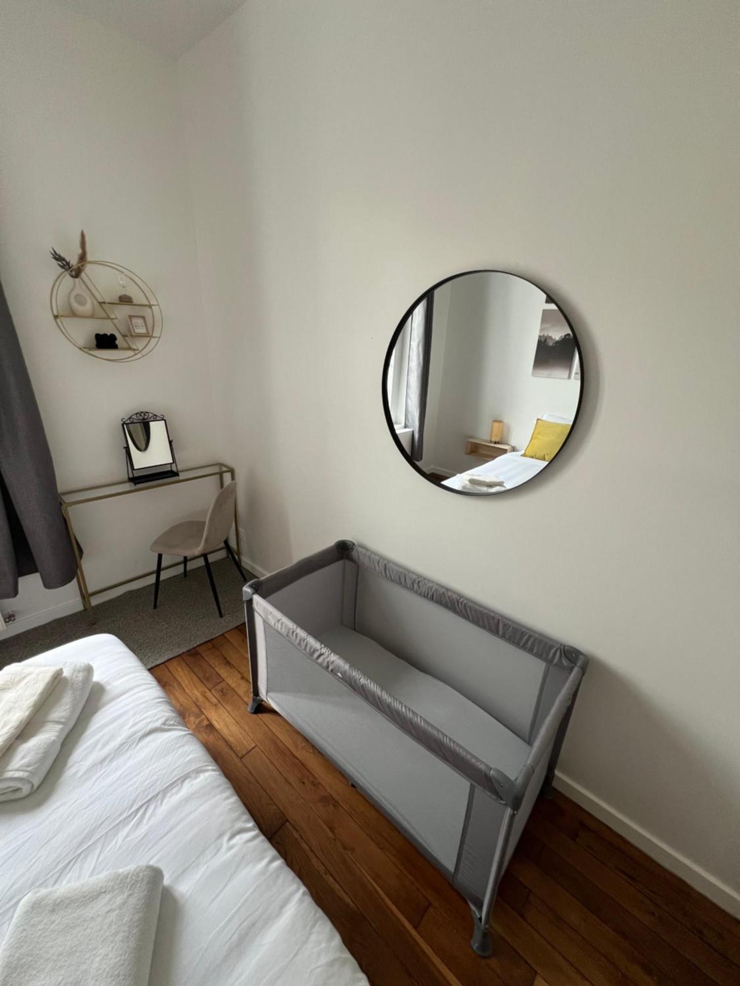 Au Coeur Du Boulingrin Apartman Reims Kültér fotó